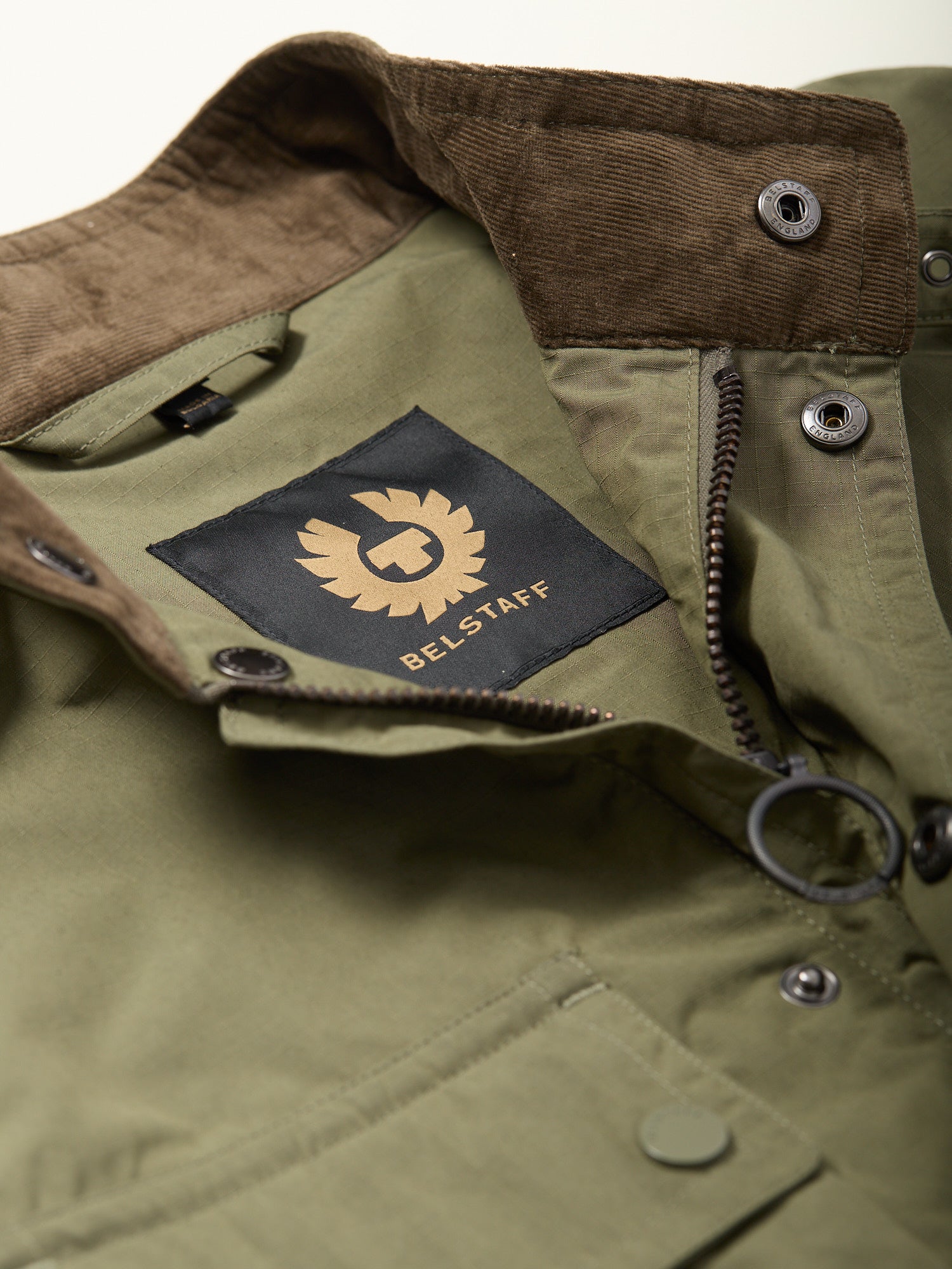 Service Racemaster Surplus Green