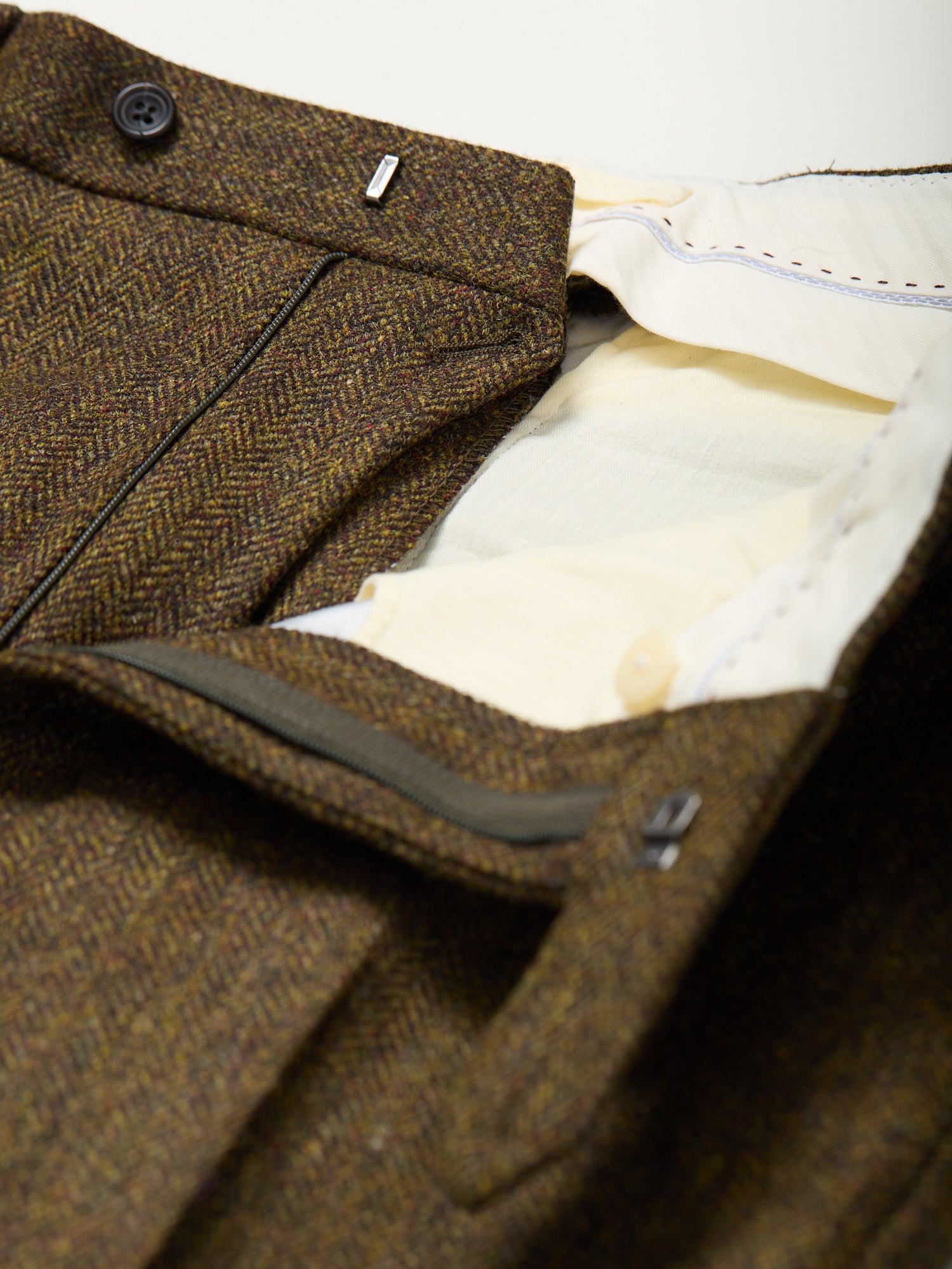 Mautby Herringbone Tweed Trousers Olive
