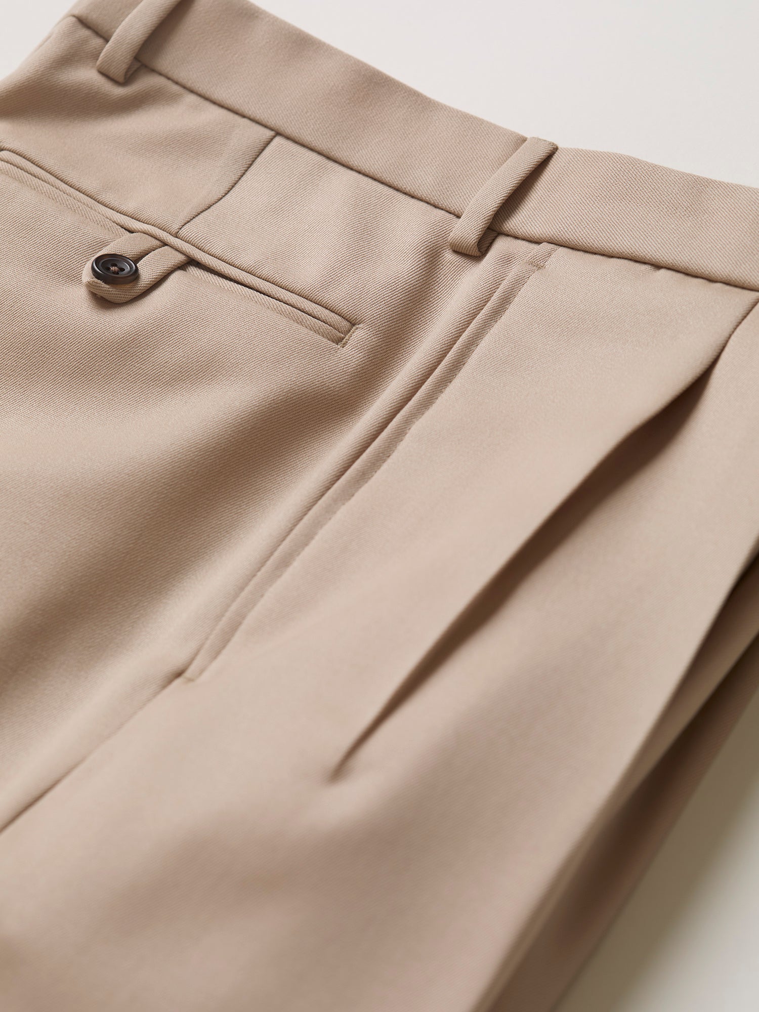 Dilham Pleated Wool Gabardine Trousers Light Sand