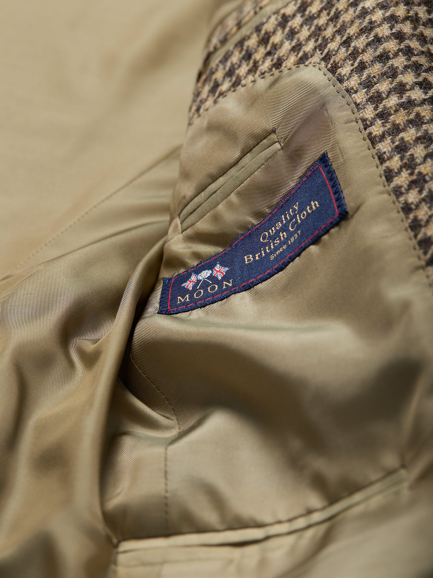 Gunton Undyed Tweed Jacket Dogtooth