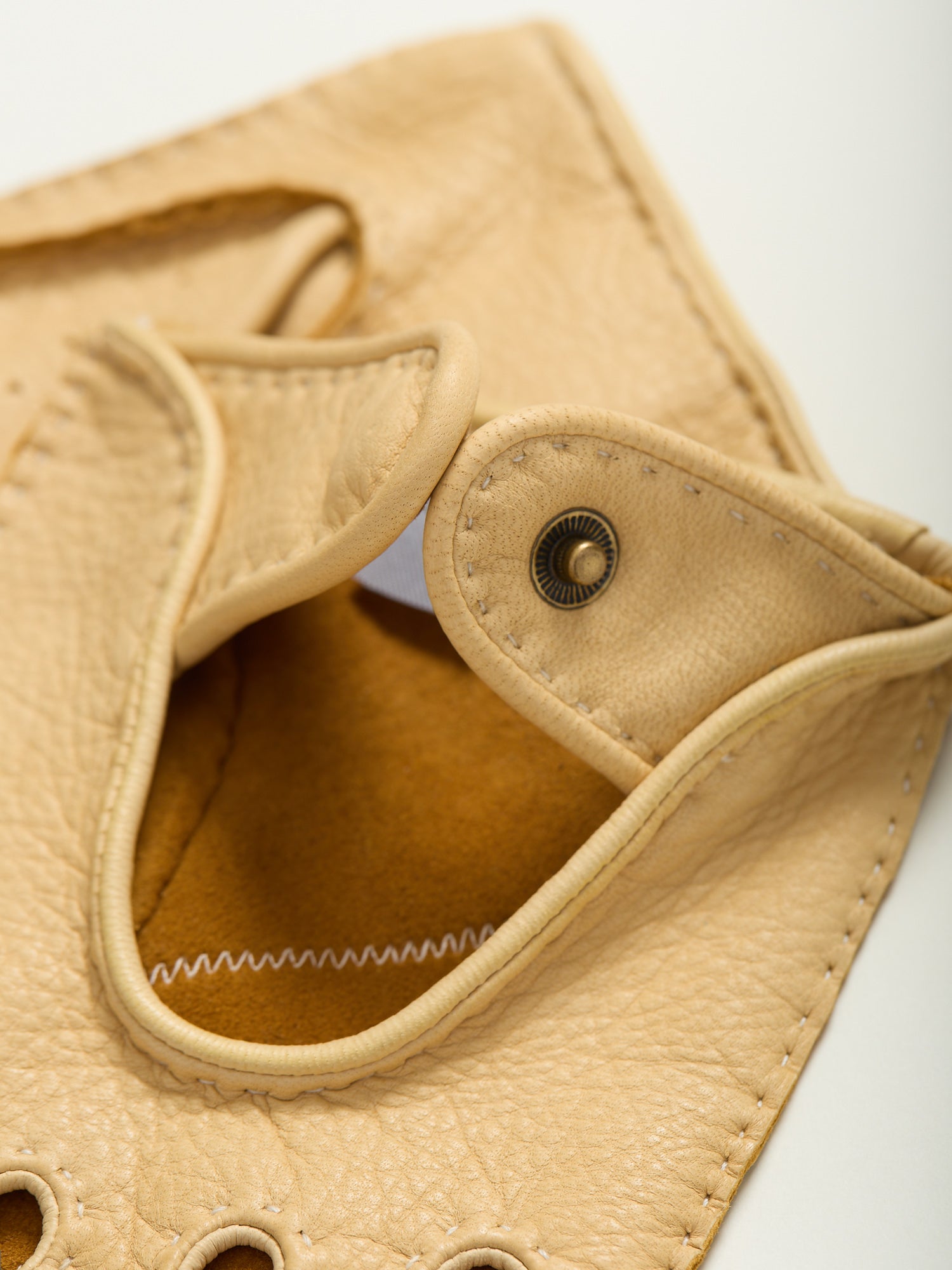 Deerskin Driving Gloves Chamois