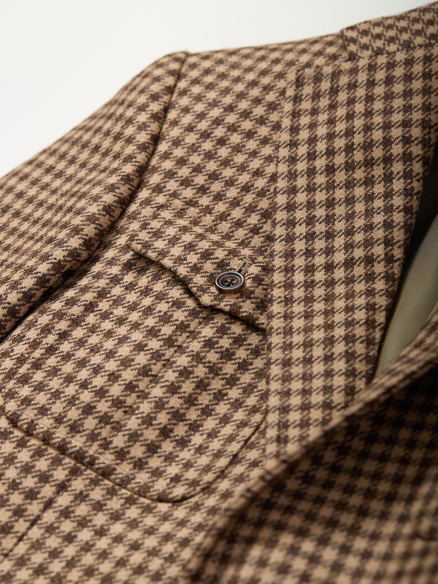 Gunton Norfolk Tweed Jacket Beige Dogtooth