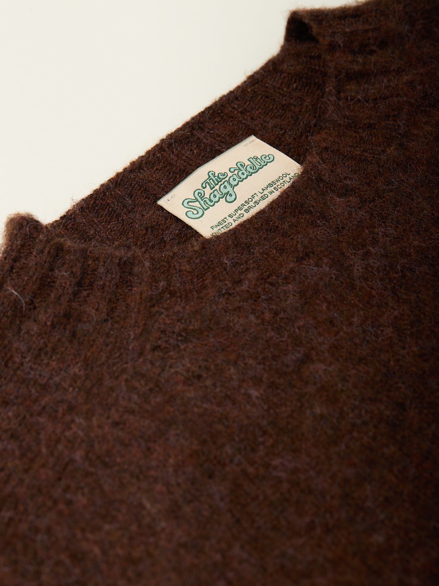 The Shagadelic Brushed Shetland Crewneck Marron