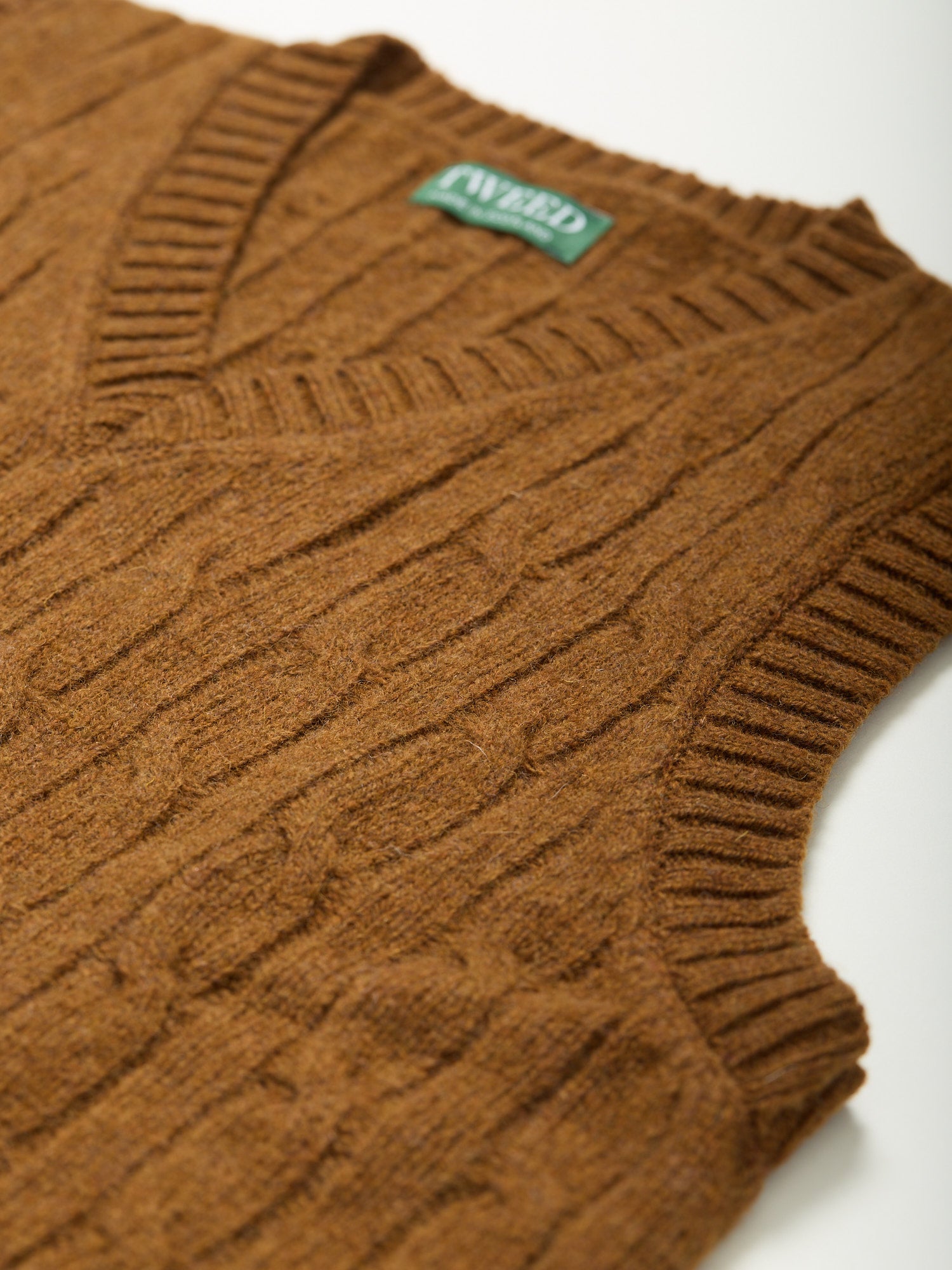 Cable Knit Shetland Slip-over Pecan