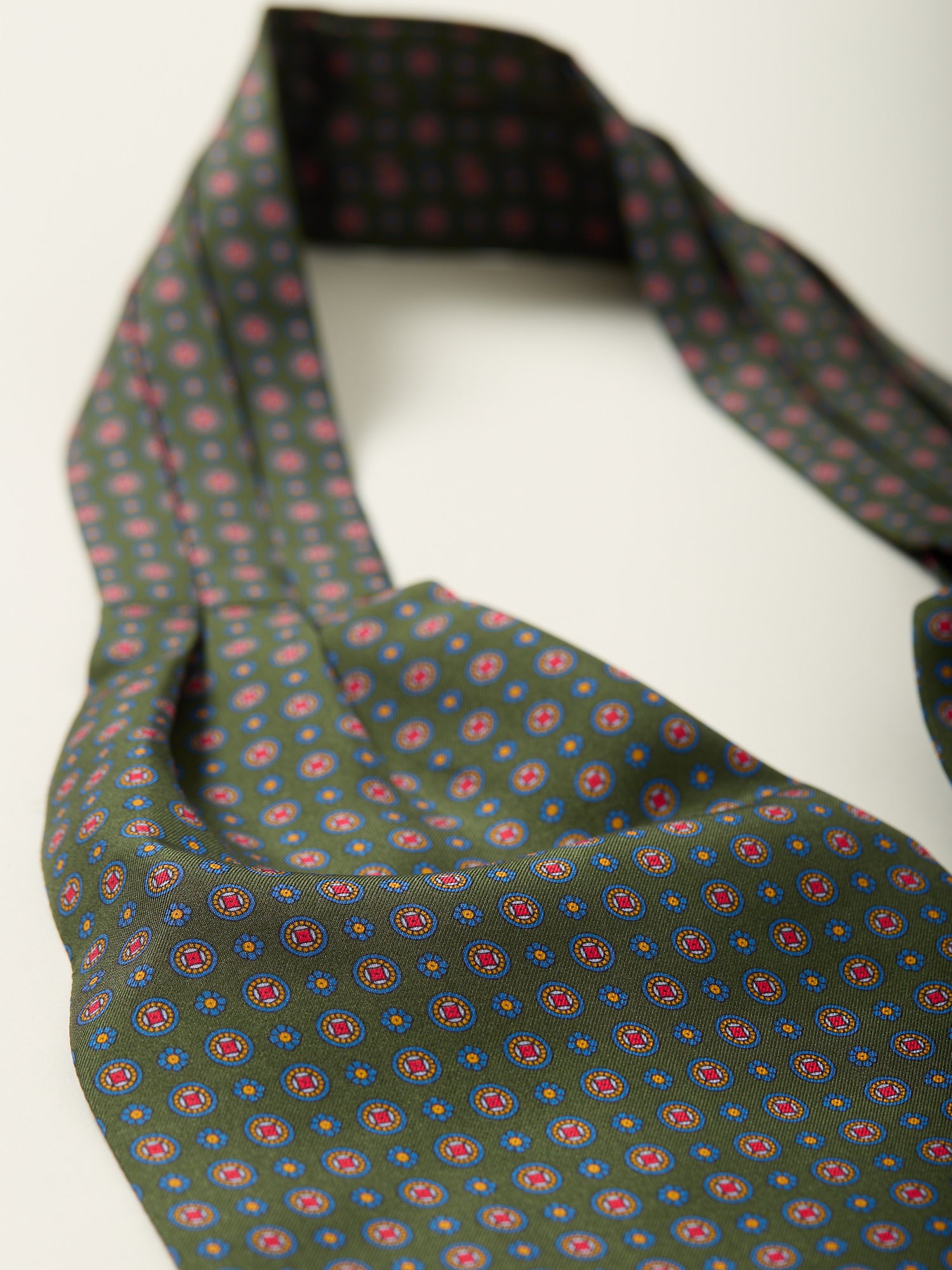 Floral Print Silk Cravat Green