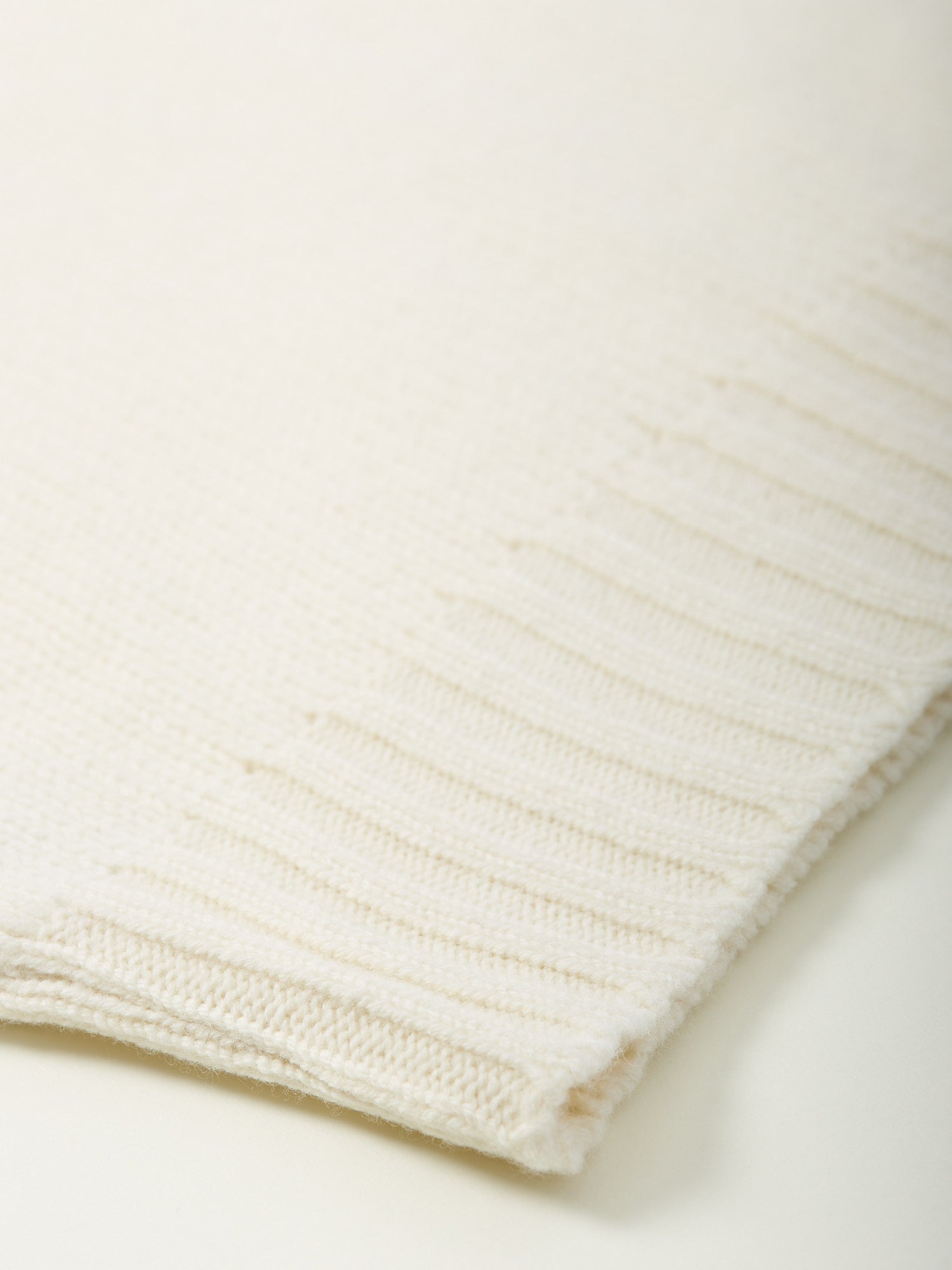 4-Ply Lambswool Submariner Roll Neck Ecru