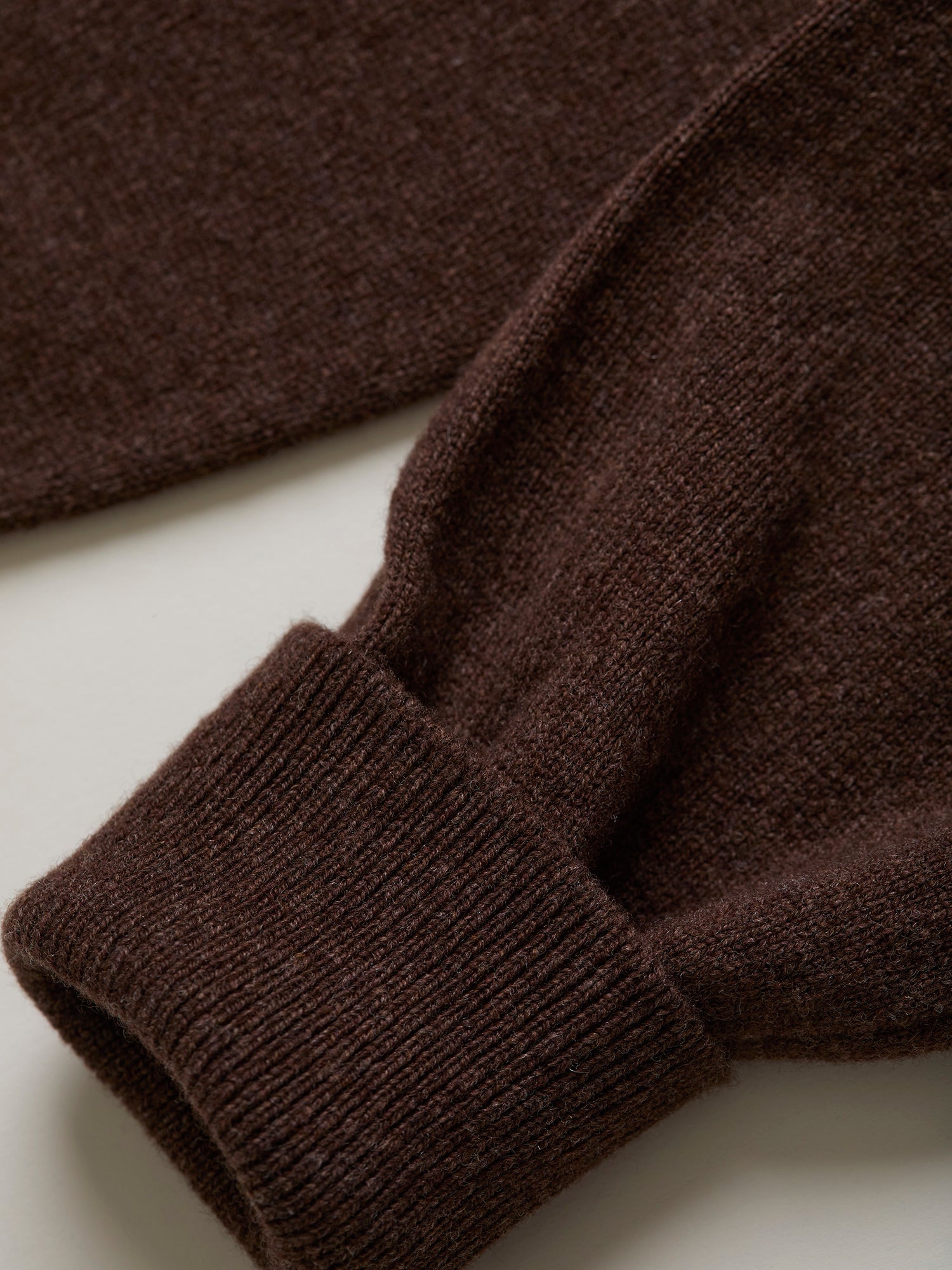 Lambswool Crew Neck Mocha