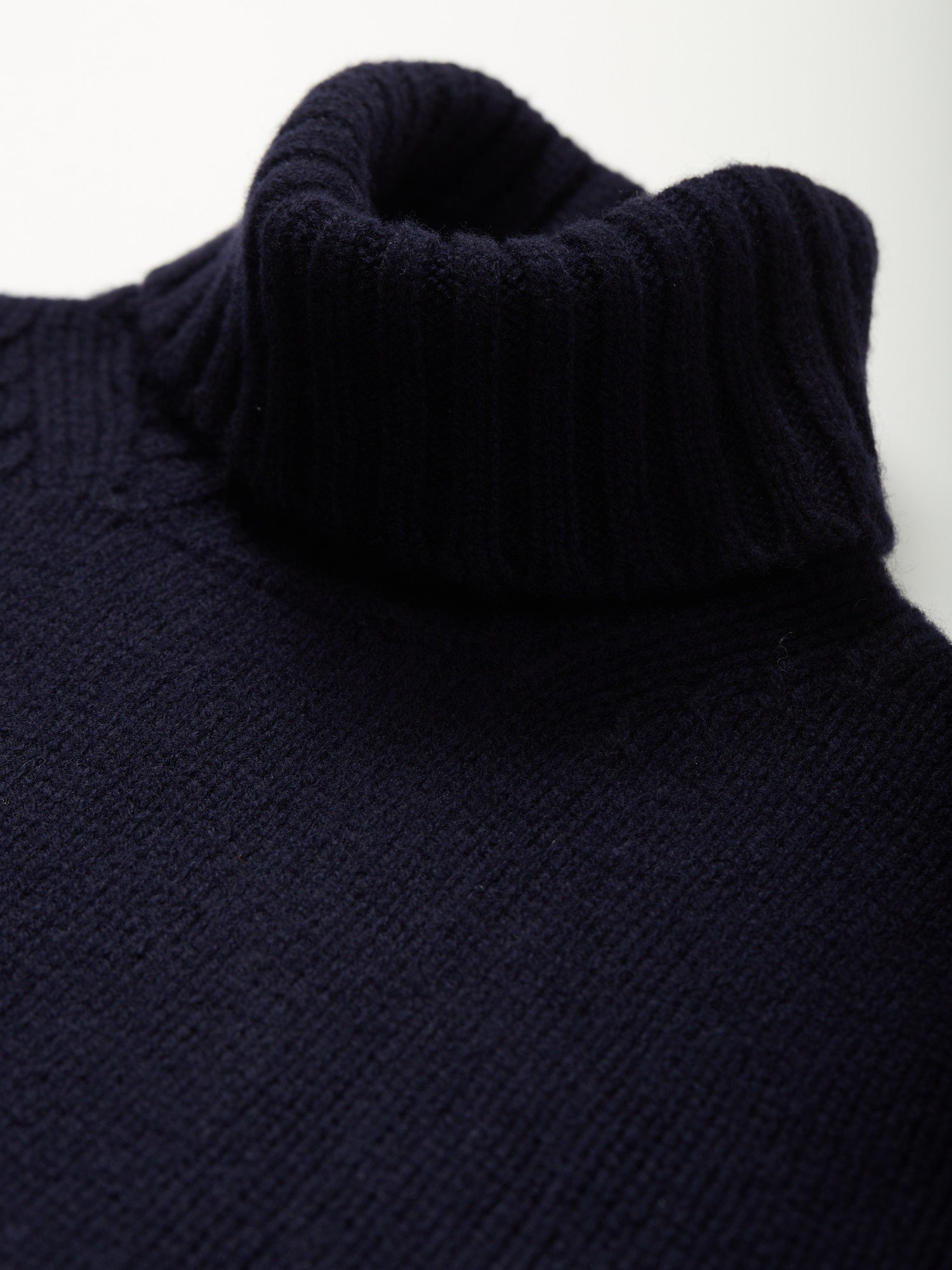 4-Ply Lambswool Submariner Roll Neck Navy