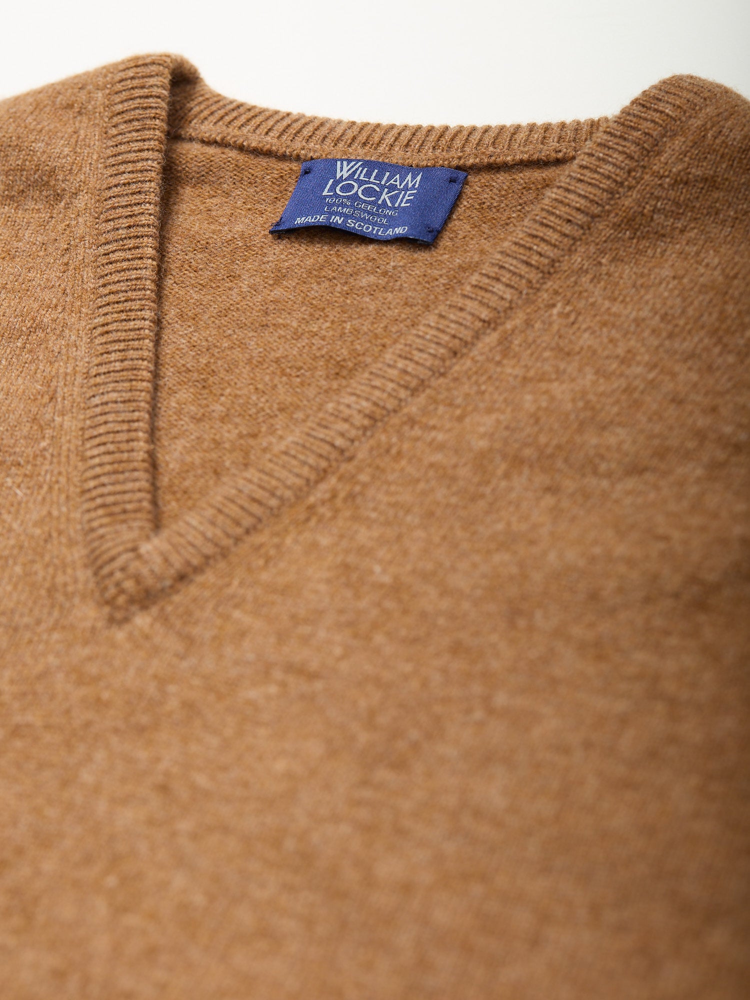 Lambswool Vee Neck Savannah
