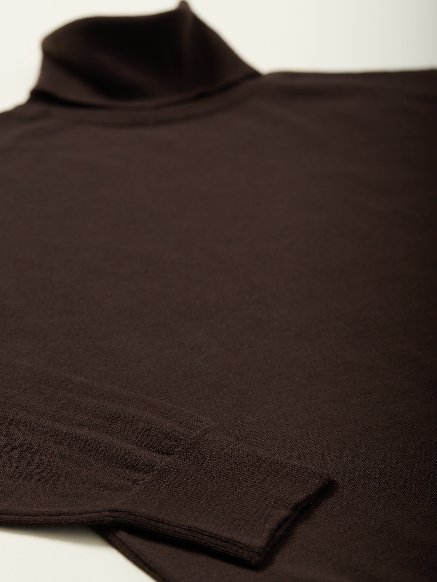 Merino Roll Neck Brown