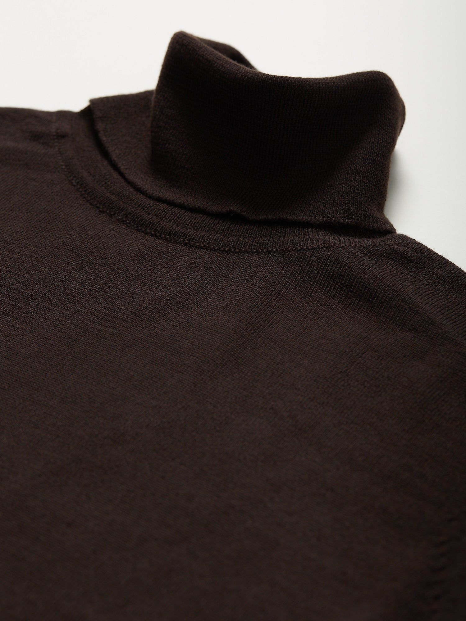 Merino Roll Neck Brown