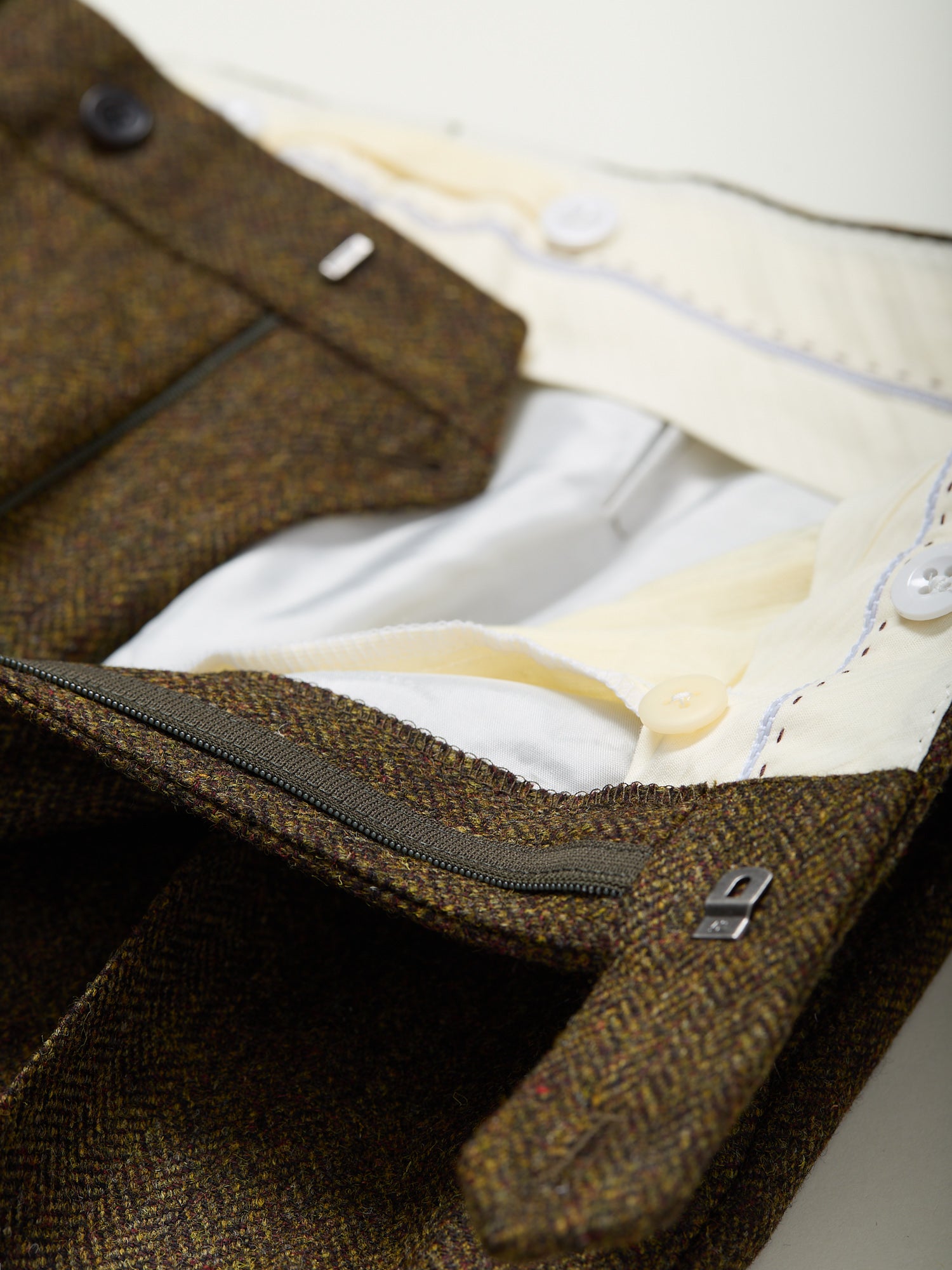 Colkirk Herringbone Tweed Trousers Olive