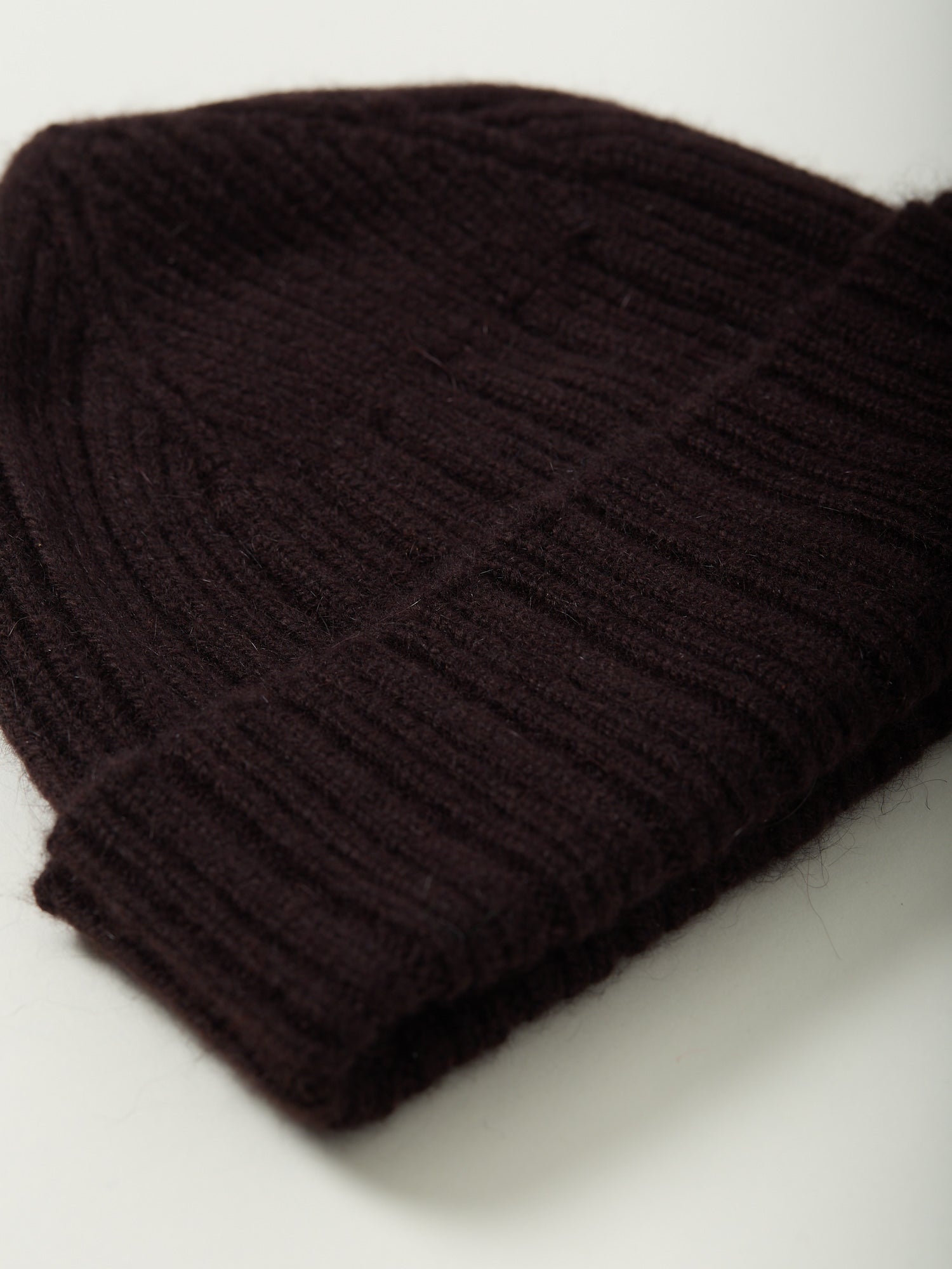 Geelongora Beanie Ebony Brown