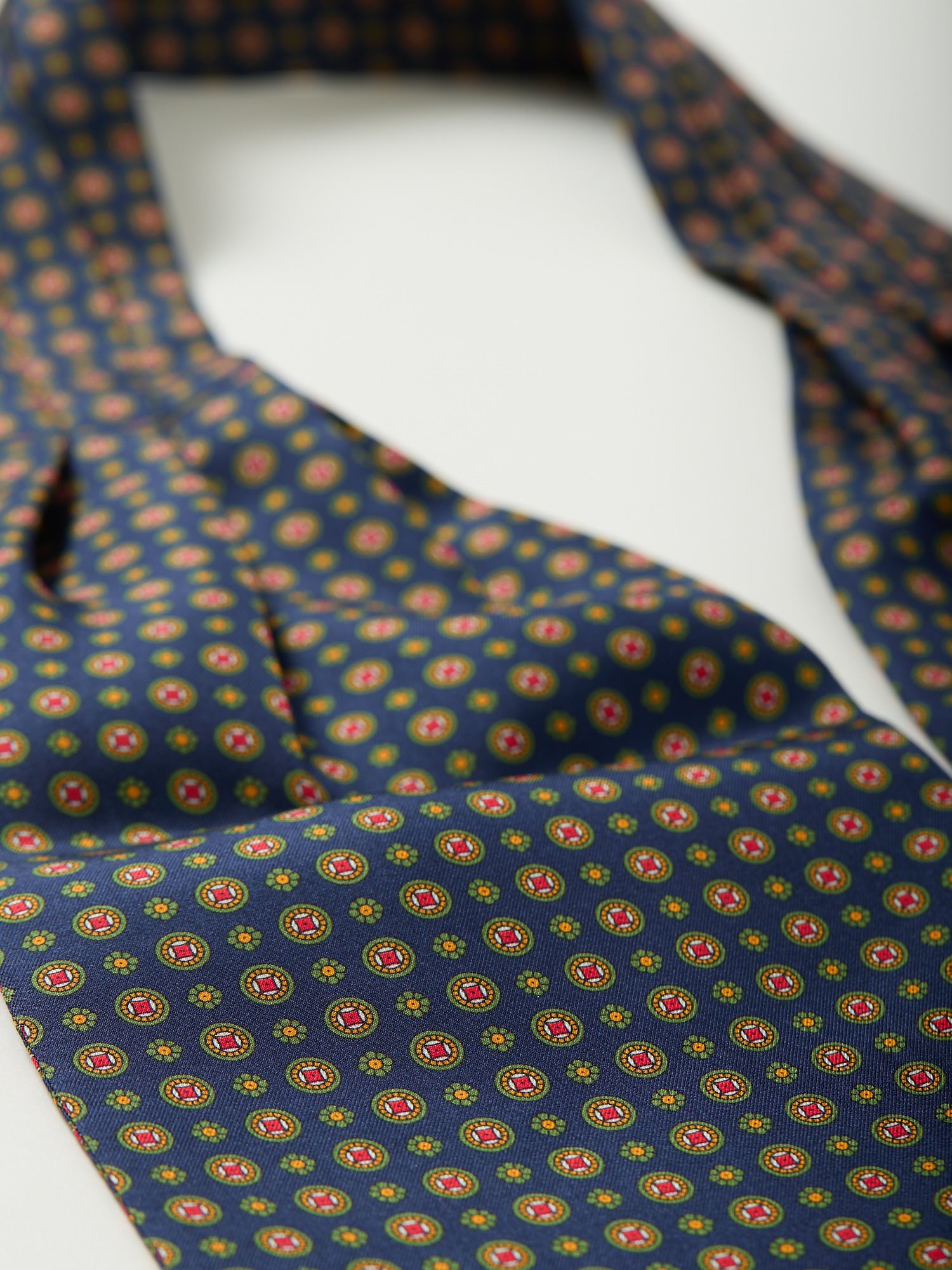 Floral Print Silk Cravat Navy