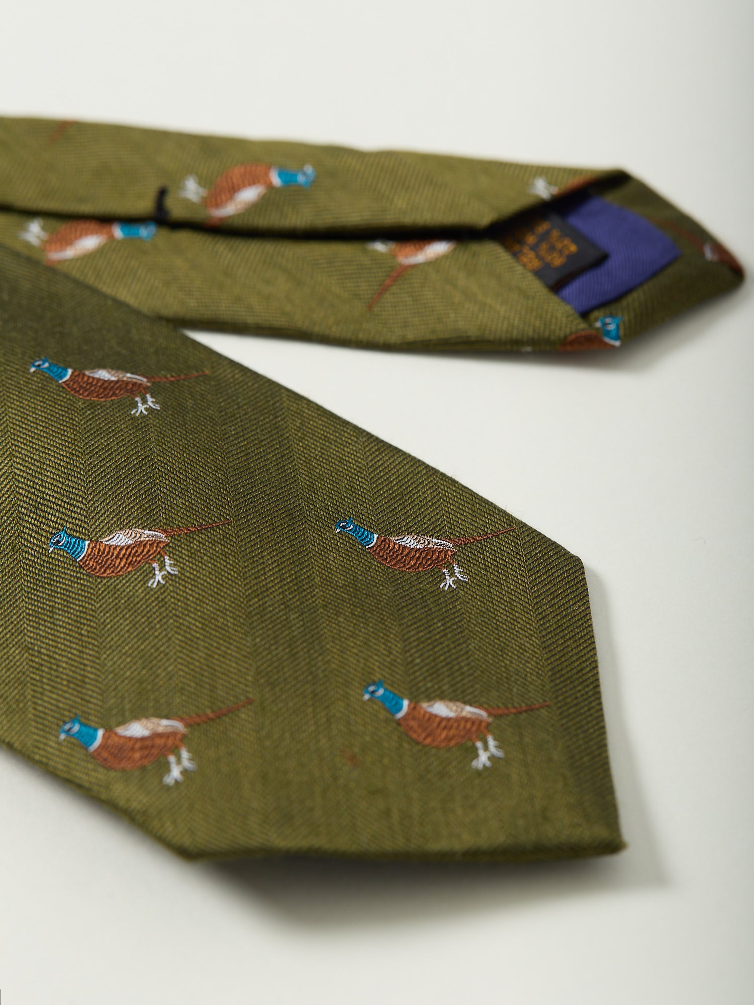 Pheasant Motif Wool/Silk Tie Olive